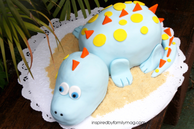 Kids Party Idea: Dinosaur Party - Inspired by Family