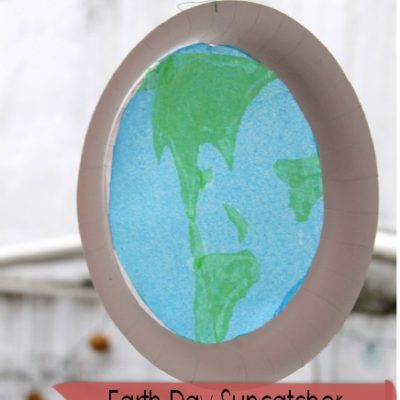 Earth Day Kids Activity: Earth Suncatcher